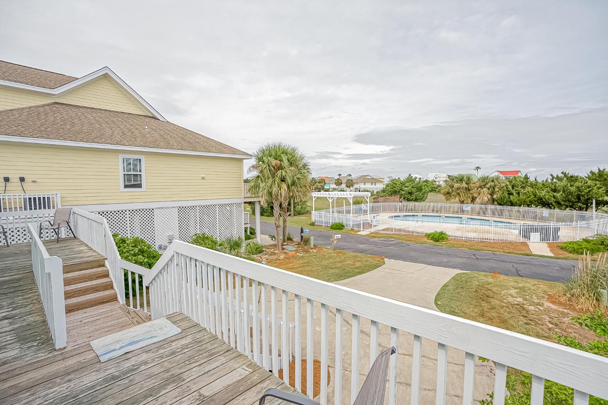 Four-Bedroom House With Great View! Pool Across The Street! Hunting Island Pass! Harbor Island エクステリア 写真