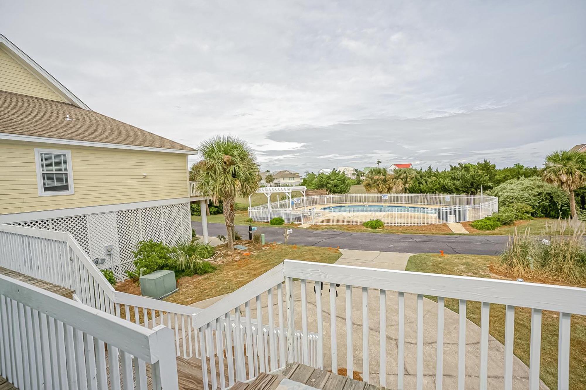 Four-Bedroom House With Great View! Pool Across The Street! Hunting Island Pass! Harbor Island エクステリア 写真